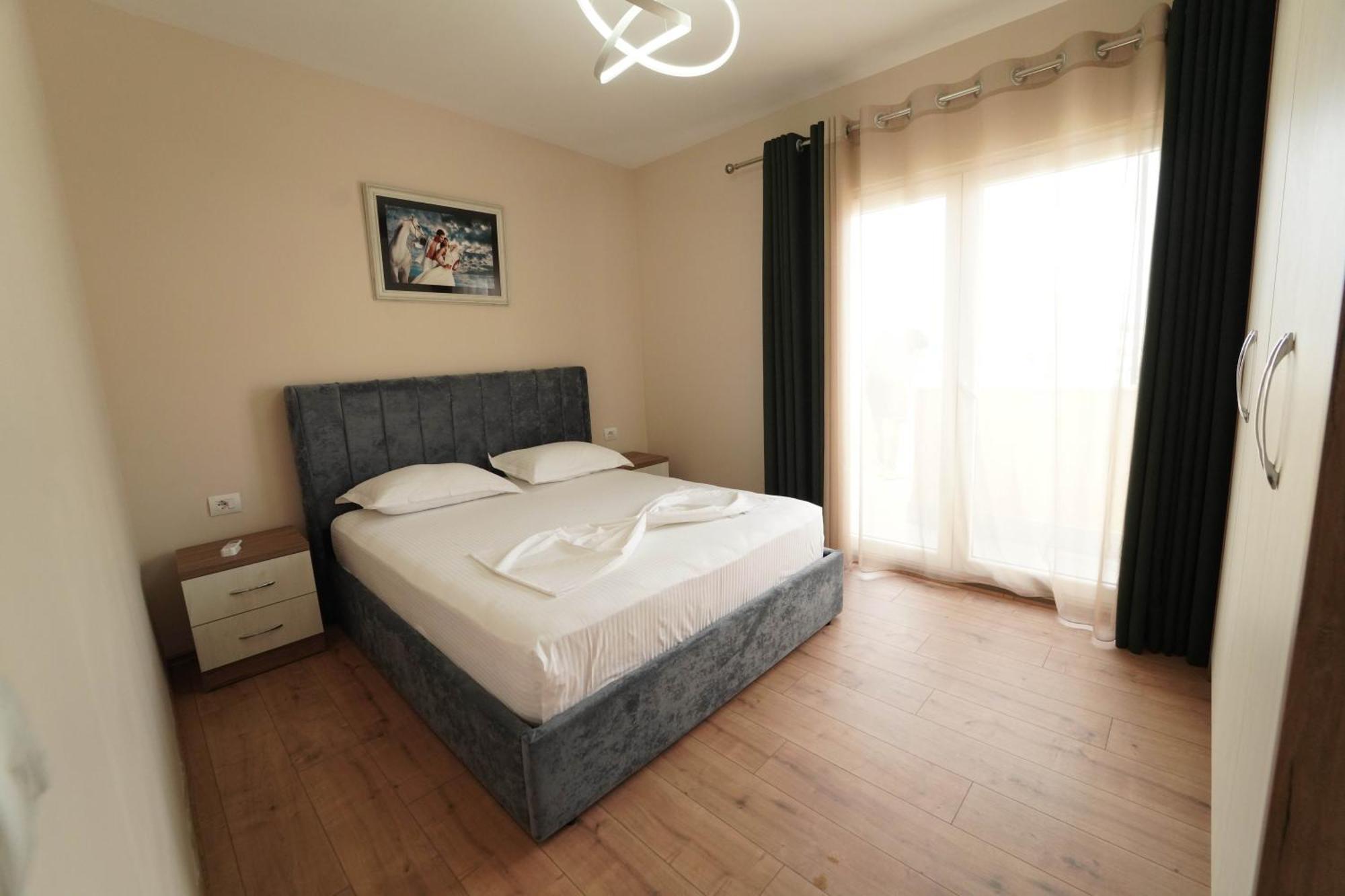 Haris Apartment Tirana